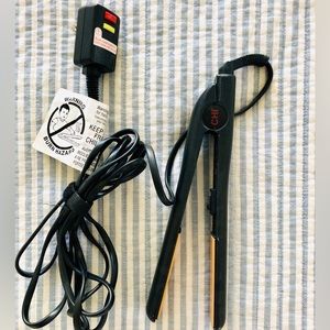 CHI Hair Straightener- barely used!